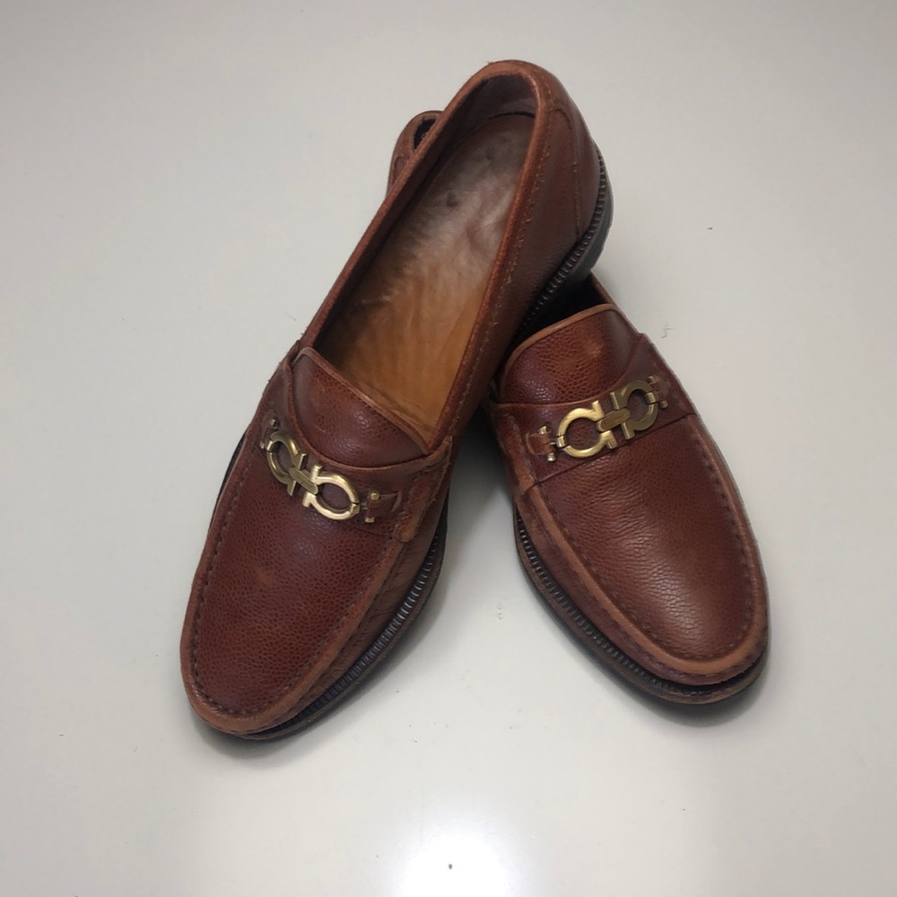 Ferragamo Leather Loafers!
